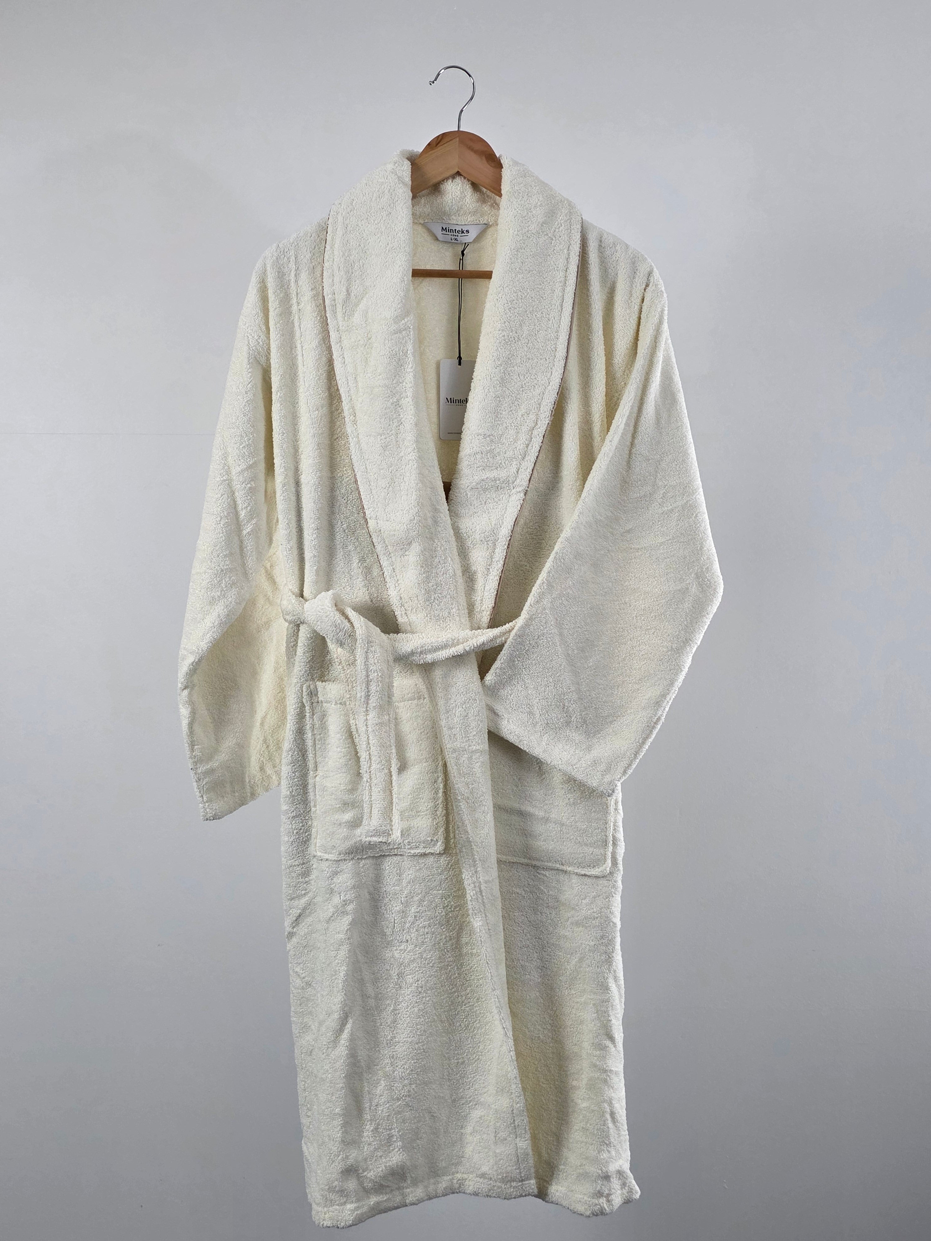 Peignoir col châle homme avec passepoil