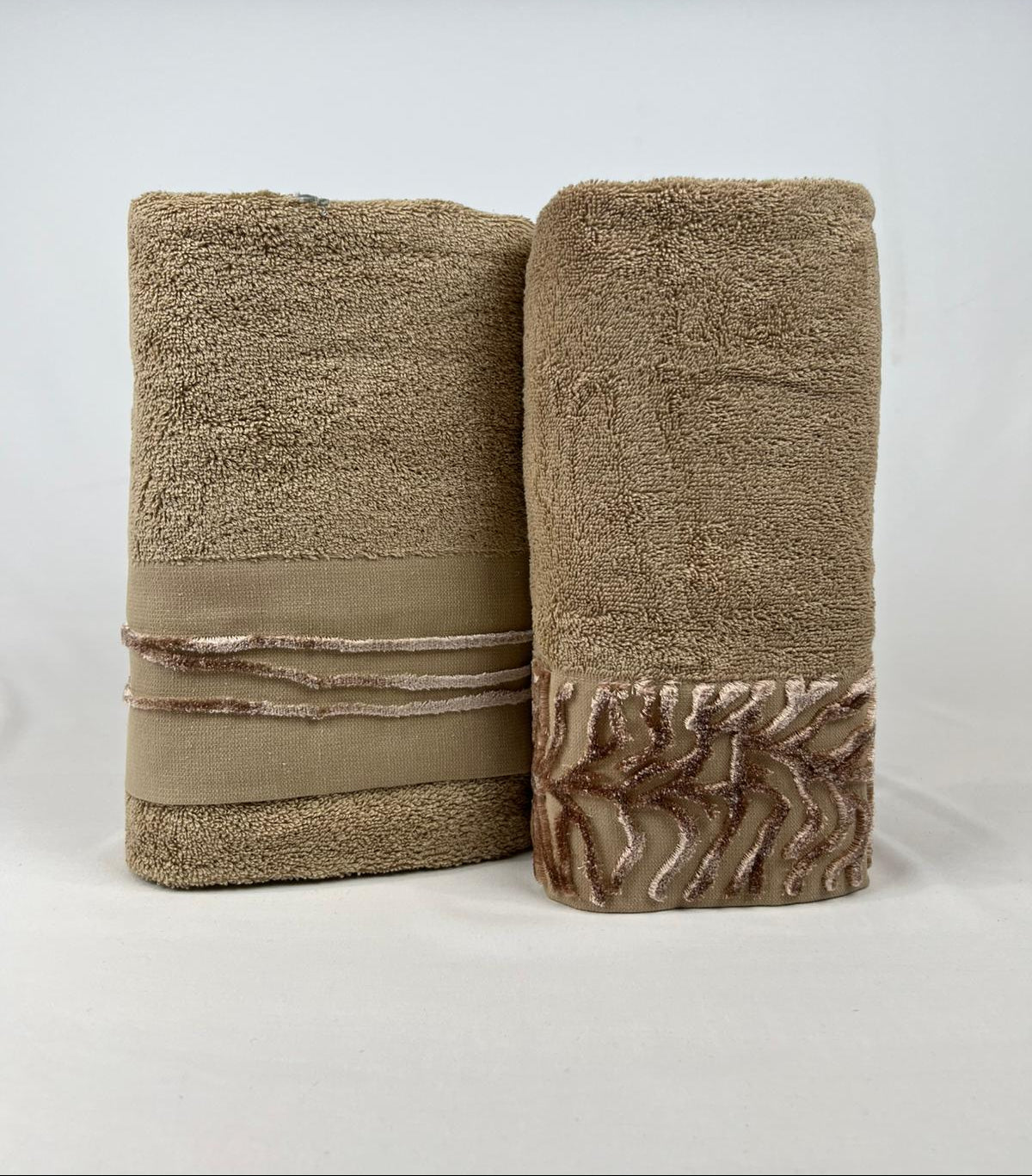 Ensemble de serviette de bain 2 pièces brodée en relief - Passion