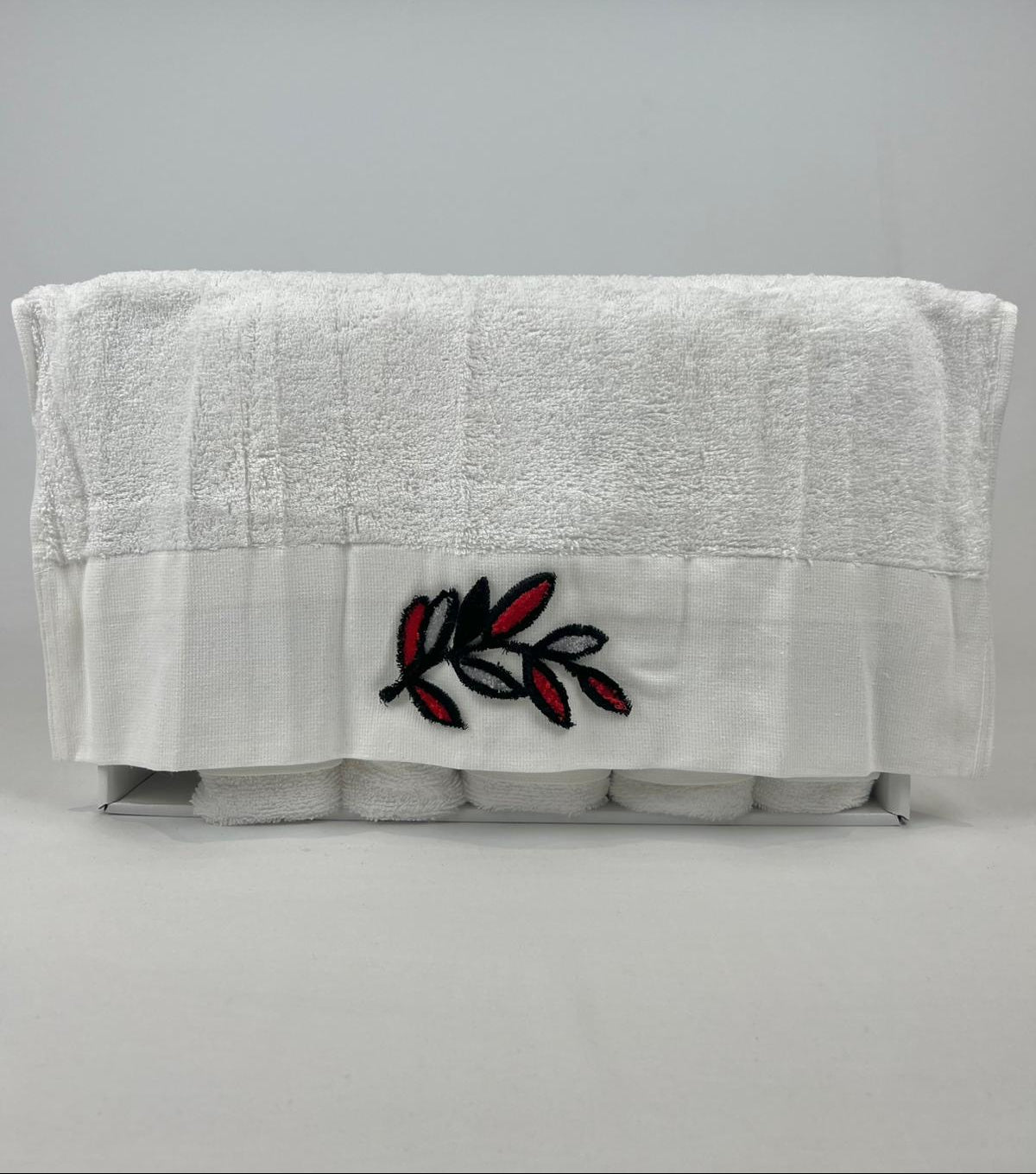 Lot de 6 serviettes d’invités brodées en relief - Ece