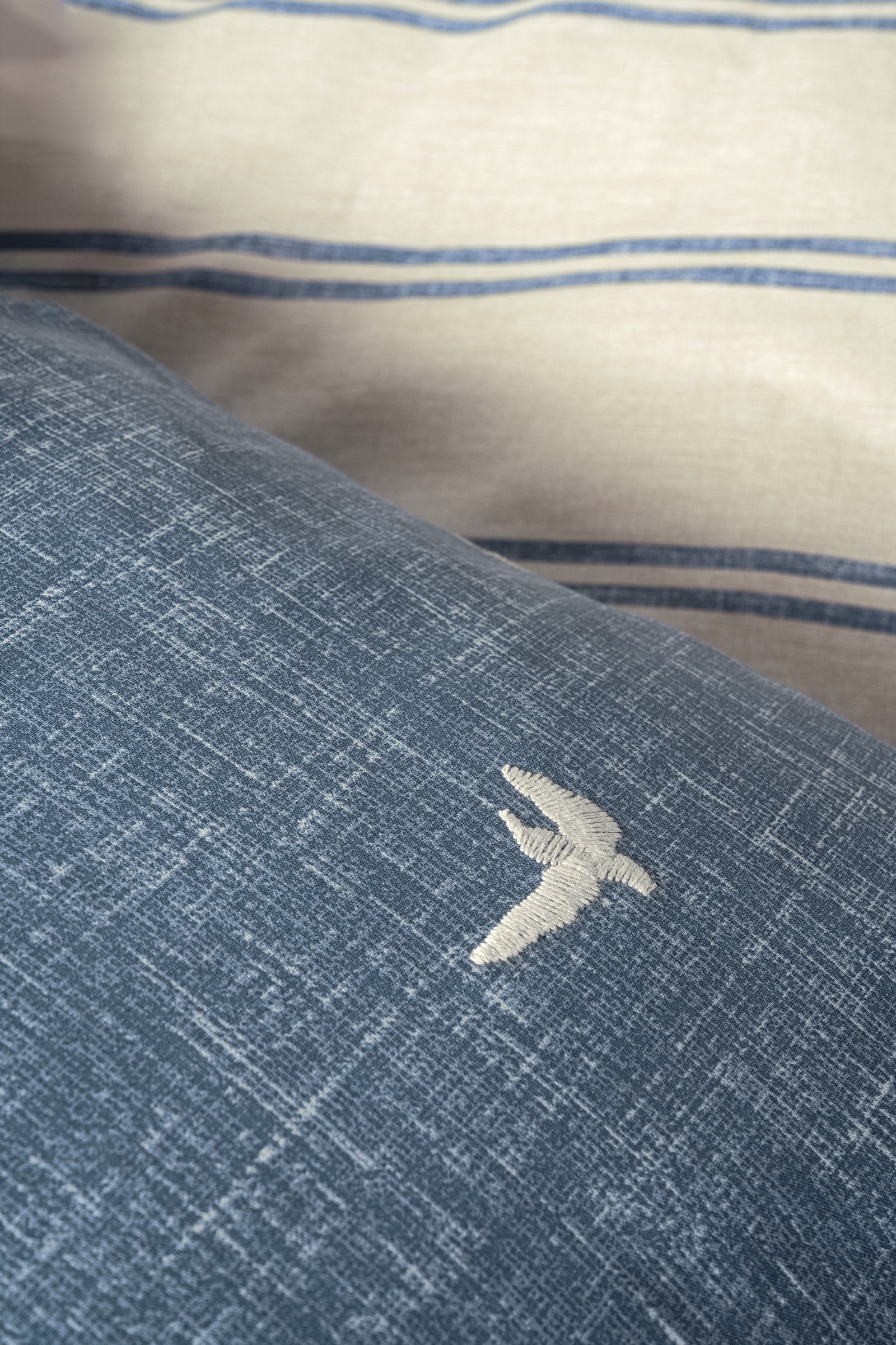 Linge de Lit Brodée Klein 2 personnes - Ceria