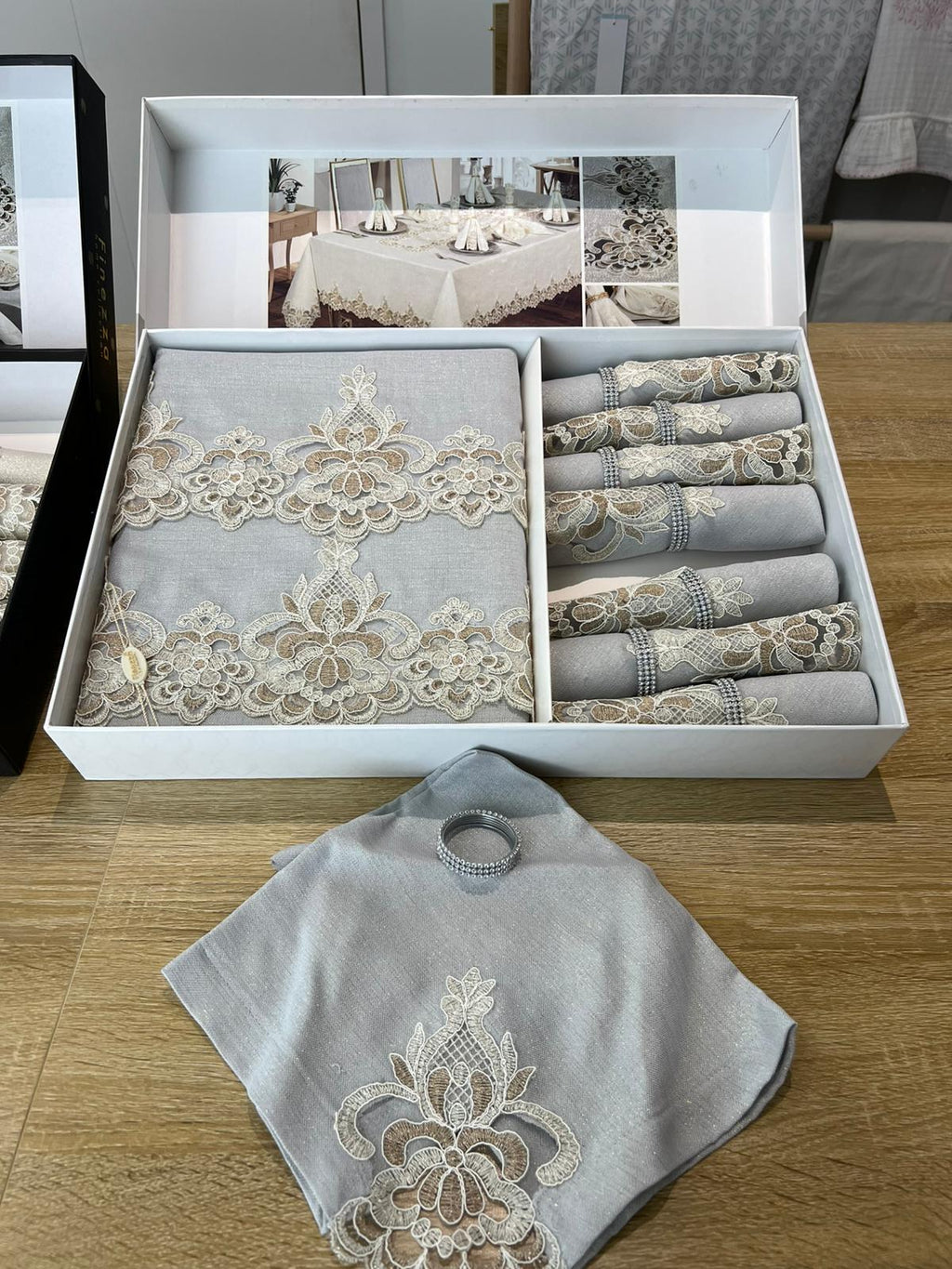 Ensemble Nappe et Serviettes de Table Cennet - Grey