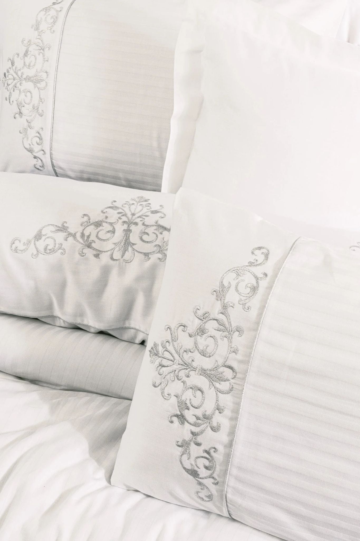 Linge de Lit Satin Brodée 2 personnes - Genny