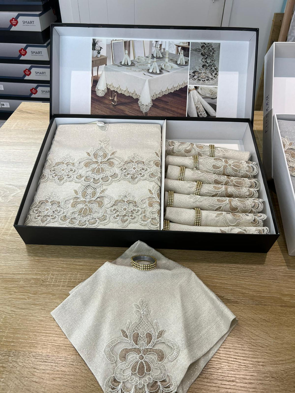 Ensemble Nappe et Serviettes de Table Cennet - Beige