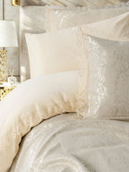 Parure de lit double avec couvre-lit piqué Chi Chi - Velora